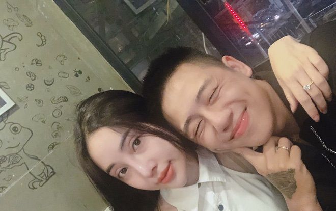 Được chồng tặng món quà 'khủng' bất ngờ, dân mạng vội vã tìm link facebook của cô gái may mắn