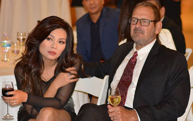 Ngọc Anh 3A lần đầu khoe chồng Tây phong độ giàu có sau kết hôn