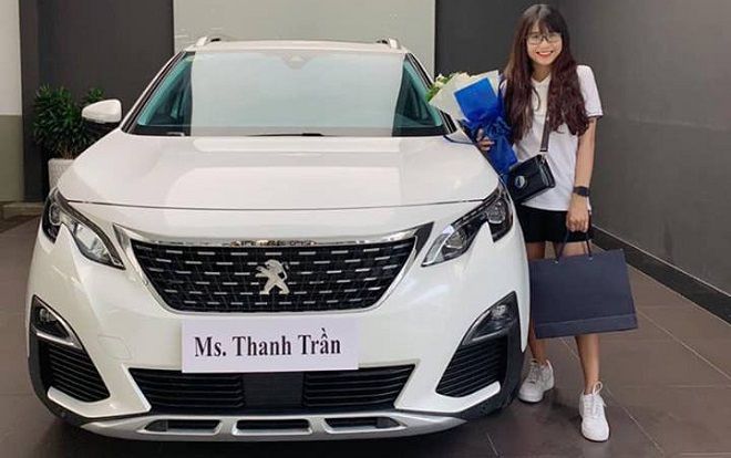 Thanh Trần khoe mua xe hơi tiền tỷ ở tuổi 21, tiết lộ từng bị đại gia gạ tình khi còn độc thân