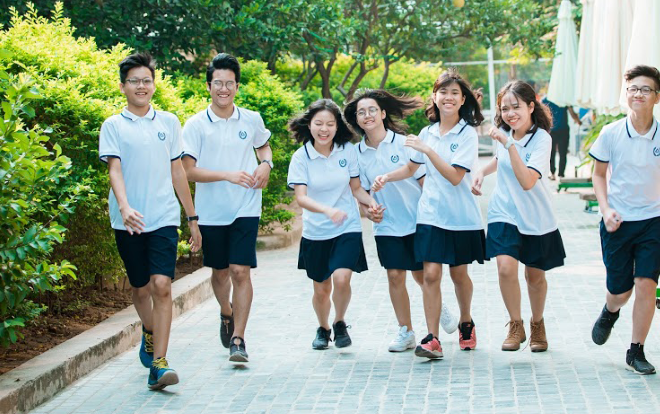 Teen Lương Thế Vinh háo hức diện đồng phục mới hiện đại, năng động chẳng kém trường quốc tế