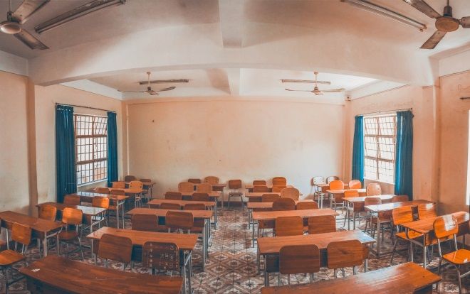 Thành tích học tập và vị trí ngồi trong lớp tưởng không liên quan mà lại liên quan không tưởng!