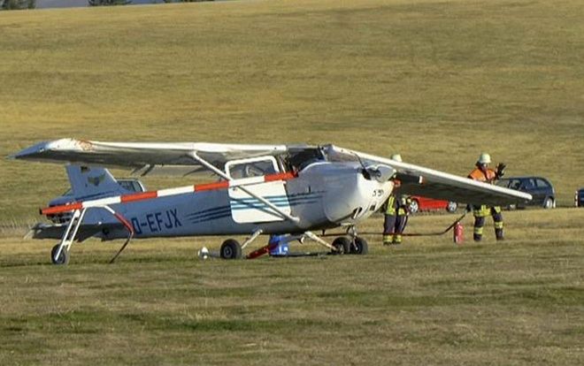 Máy bay lao vào đám đông ở Đức khiến 3 người thiệt mạng