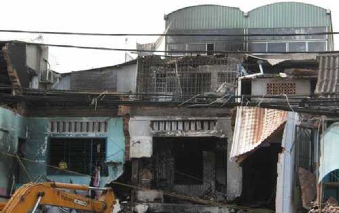 Giật mình nghe tiếng nổ lớn trong đêm phát ra từ nhà chủ tịc xã