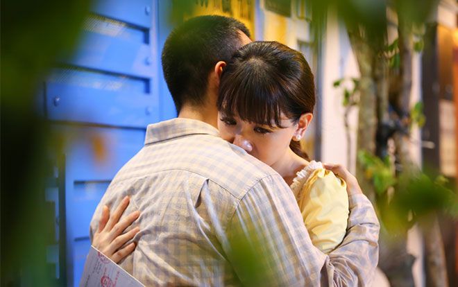 Chàng trai khiến Hari Won rơi lệ lại chính là người vừa làm Lâm Khánh Chi… 'sống dở chết dở'