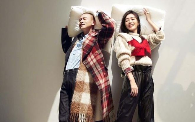 'Phú sát' Tần Lam và 'Hoàng thượng' Nhiếp Viễn tái ngộ ngoài đời trên tạp chí