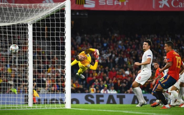 De Gea bị fan tẩy chay sau thất bại của Tây Ban Nha trước ĐT Anh