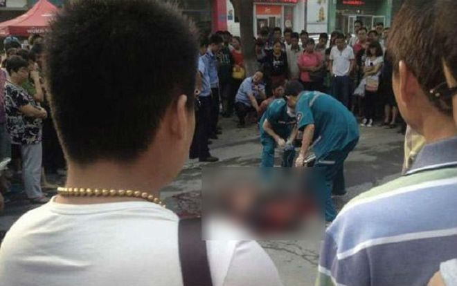 Thấy bạn gái cũ tìm hiểu người mới, nam thanh niên nổi cơn cuồng ghen đâm chết 'tình địch'