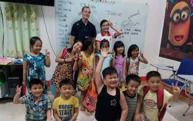 Giáo viên nước ngoài kém chất lượng tràn vào châu Á dạy tiếng Anh