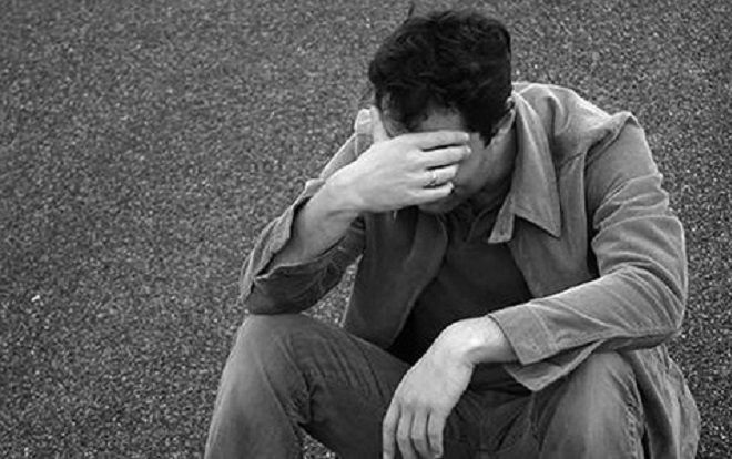 Làm chạy bàn gặp ngay bạn gái cũ đi ăn với người yêu mới, anh chàng bị 'hành tới bến' buộc phải xin nghỉ việc