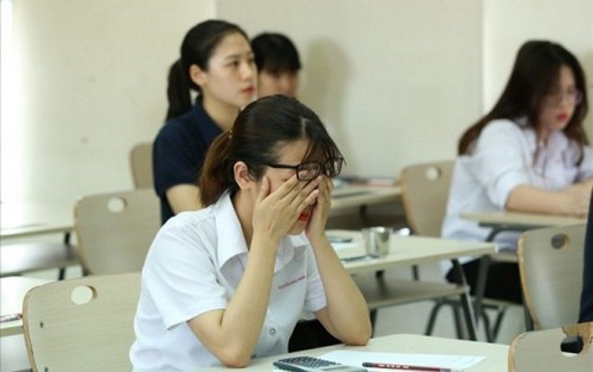 'Đất' Sài Gòn sinh viên khó sống tới cỡ nào: Cứ đọc hết những nội quy lạ lùng này rồi bạn sẽ hiểu