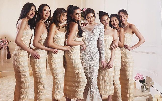 Dàn phù dâu xinh như mộng nổi bần bật gây sốt Instagram ở Thái Lan