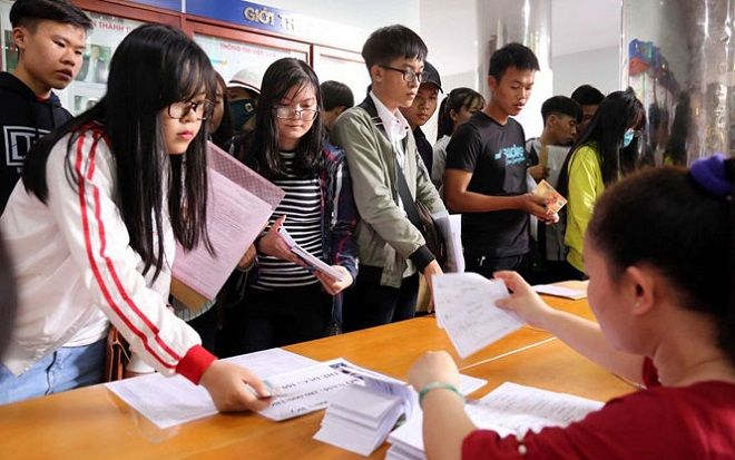 Sẽ cấm thi hơn 2.500 sinh viên Sài Gòn nếu tiếp tục nợ học phí