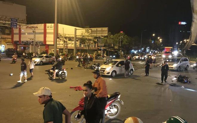 ‘Cái chết của người khác’,  bài viết ám ảnh sau vụ ô tô BMW tông hàng loạt xe máy ở Hàng Xanh