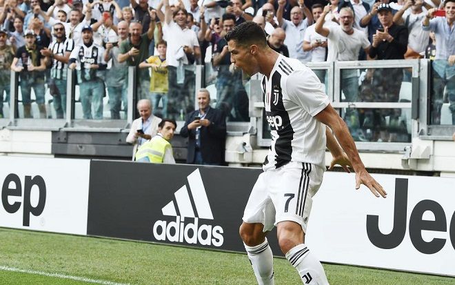 Man United - Juventus: Hận Mourinho, Ronaldo quyết đánh sập Old Trafford!