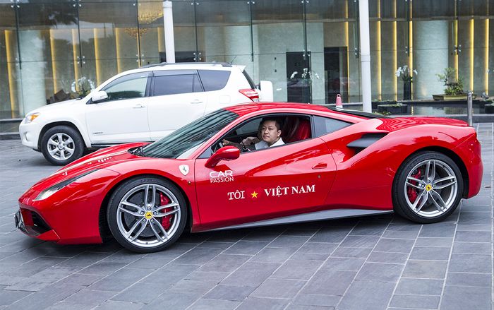 Tuấn Hưng tiết lộ chi phí để sửa siêu xe Ferrari 488 GTB vừa gặp tai nạn