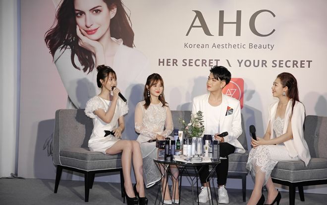 Nhiều blogger, nghệ sĩ nổi tiếng bị thu hút bởi bí mật làm đẹp của xứ sở Kim Chi