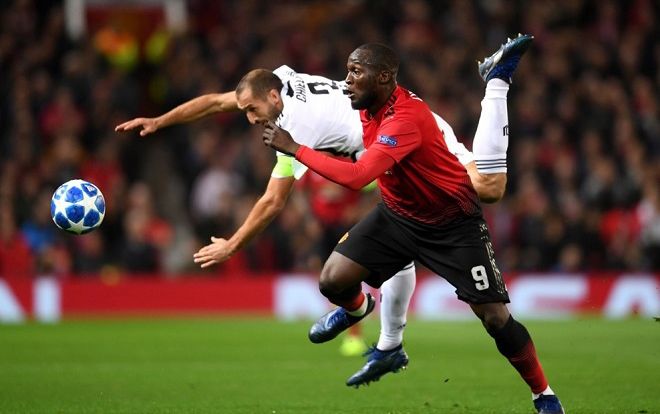 Mourinho lý giải việc Lukaku tịt ngòi 8 trận liên tiếp