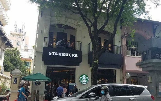 Khách bức xúc vì mất trộm Macbook Pro gần 40 triệu đồng khi vào uống cafe nhưng không được xem camera, đại diện Starbucks Việt Nam nói gì?