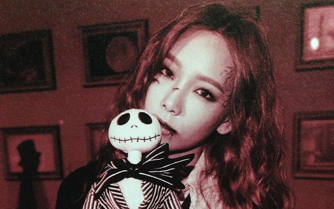 Những trang phục Halloween vừa buồn cười vừa sợ ai nhìn cũng muốn 'té ghế' của sao Kpop