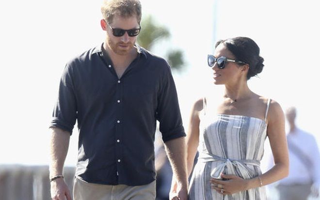 Lý do Công nương Meghan không bao giờ đi ngang hàng với Hoàng tử Harry