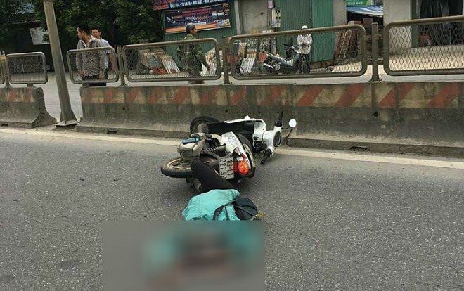 Công an truy tìm xe ô tô nghi gây tai nạn khiến cô gái ngoại quốc ngã ra đường tử vong