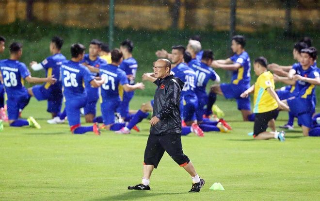 HLV Park Hang Seo và 'canh bạc' mang tên quân bầu Hiền