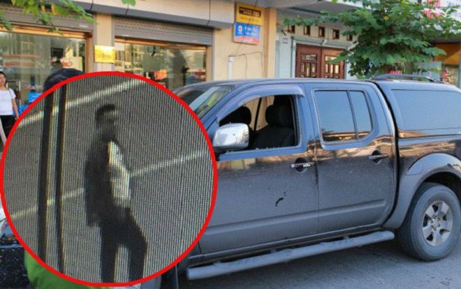 Vụ đập vỡ cửa kính ô tô trộm 3,5 tỉ ngay trước phòng giao dịch ngân hàng: Bảo vệ nói gì?