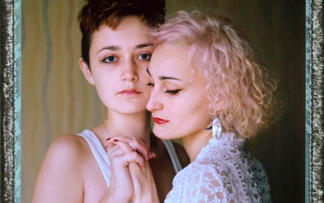 Bộ ảnh đầy chất hiện thực và tinh tế: Nơi tình yêu bị cấm đoán