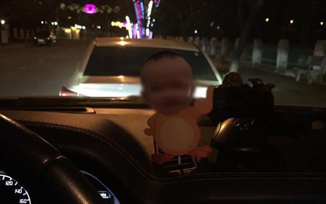 Tấm ảnh bố khoe con trai nhưng câu chuyện phía sau mới thực sự khiến nghìn người bấm like và chia sẻ