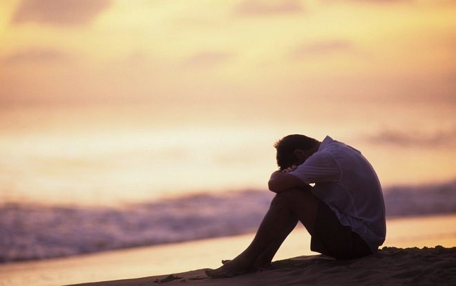 Chàng trai đau đầu vì bạn gái đòi đi du lịch 'chung phòng, chung giường' với bạn khác giới, dân mạng thẳng thắn 'bỏ ngay kẻo nuôi con tu hú'