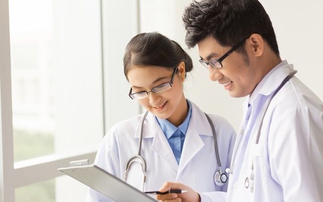 'Khổ' như sinh viên ngành Y: Muốn thành bác sĩ phải học liên tục suốt 9 năm