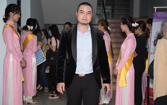 Đức Vincie tiết lộ từng phải ăn mì gói, làm việc quần quật để trang trải cho gia đình