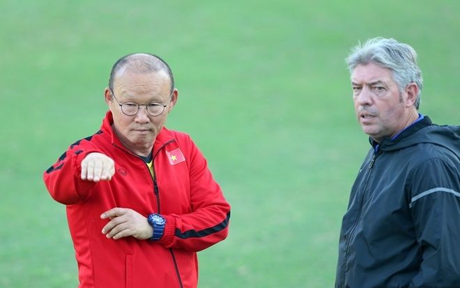 Vì sao HLV Park Hang Seo 'chốt' 7 tiền đạo đá AFF Cup 2018?