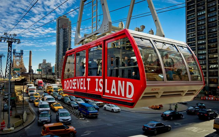 10 phương tiện giao thông 'dị' nhất hành tinh, cái số 8 chắc chắn bạn sẽ không dám đi