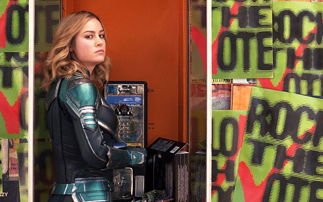 Có ai như Captain Marvel, đăng tweet kêu gọi mọi người đi bầu cử giữa kỳ Mỹ sẵn tiện PR cho bộ phim sắp tới luôn