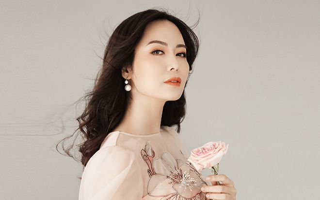 Sau 24 năm đăng quang với bao thăng trầm truân chuyên, Hoa hậu Thu Thủy bây giờ ra sao?