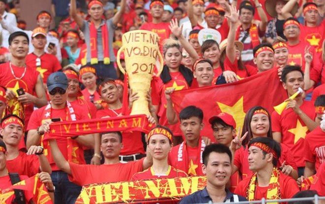 Báo châu Á choáng với CĐV Việt Nam ở trận mở màn tại AFF Cup 2018