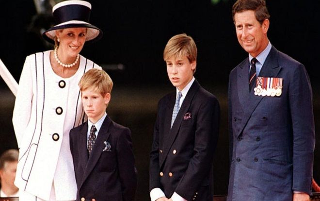 Phản ứng của Hoàng tử William và Harry khi nghe tin bố mẹ ly hôn