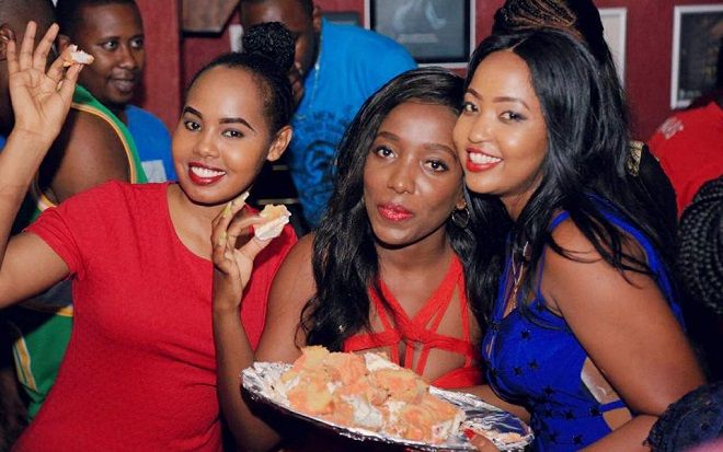 'Siêu vòng ba' châu Phi khiến Mourinho mê đứ đừ, bị vợ đuổi khỏi nhà