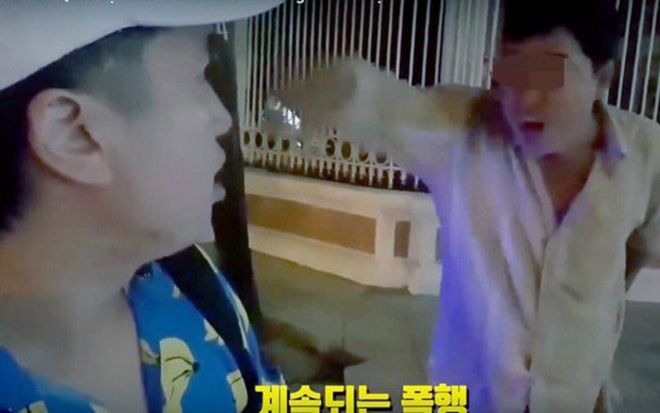 Du khách Hàn quay clip tố bị 'chặt chém' gấp 10 lần khi đi xích lô ở Nha Trang