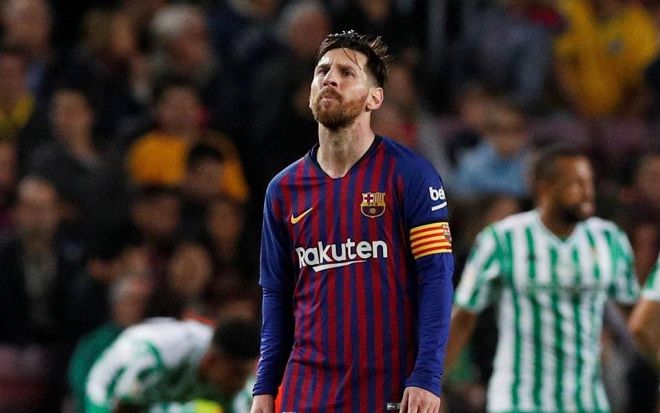 Messi lập cú đúp, Barca vẫn thua sốc trên sân nhà