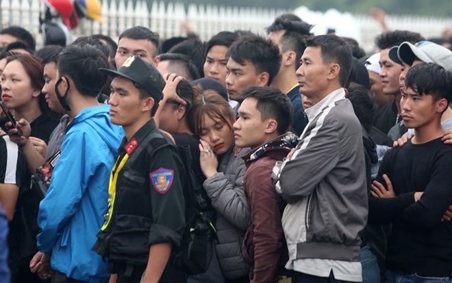 85 giây kiếm 1 tỷ đô và vé xem ĐTVN