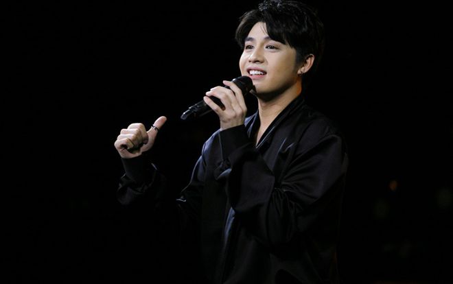 Năm lần bảy lượt bực dọc vì bị mạo danh trên Instagram, đây là cách Noo Phước Thịnh có thể 'xử đẹp' điều này