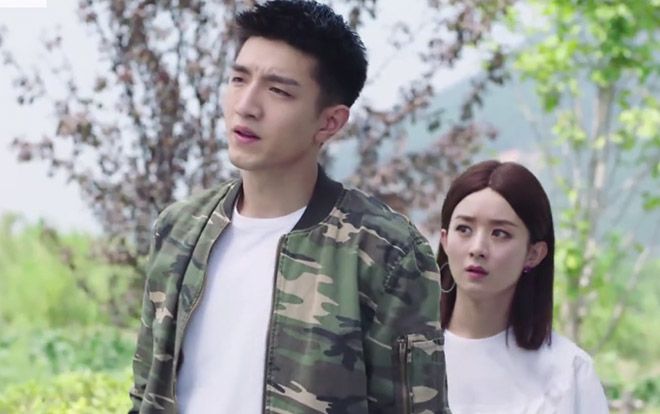 'Thời gian tươi đẹp của anh và em' tập 1-2: Mở đầu gay cấn với cảnh đấu súng, Kim Hạn hai lần cứu mạng Triệu Lệ Dĩnh