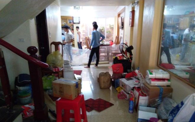 Hài hước màn bắt chuột hộ sếp hoành tráng như dọn nhà, sếp còn treo thưởng 2 triệu đồng một con