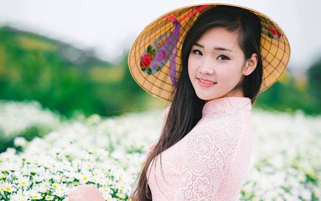 Nữ sinh lọt chung kết The Face ĐH Thăng Long nhờ lợi thế diện áo dài đẹp xuất thần