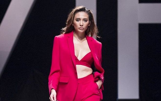 Võ Hoàng Yến ghé thăm Hành trình lột xác 2018, liệu thử thách gì đang chờ đợi top 10?