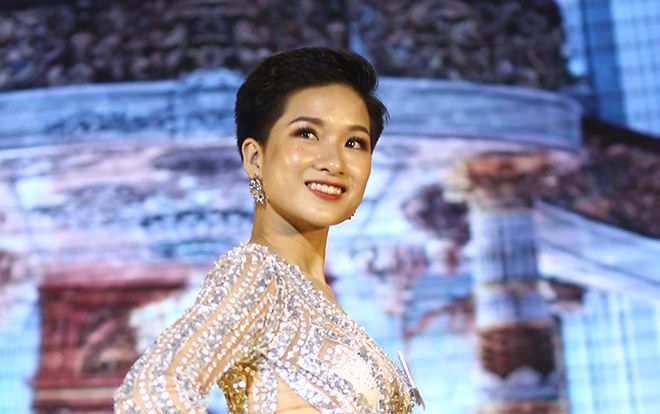 Tân hoa khôi ĐH Xây dựng 2018 có vẻ đẹp cá tính như Hoa hậu H'Hen Niê