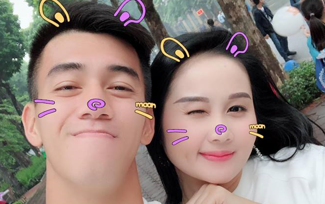 Cô giảng viên nóng bỏng thương nhớ tiền đạo ĐTVN trước ngày 20/11