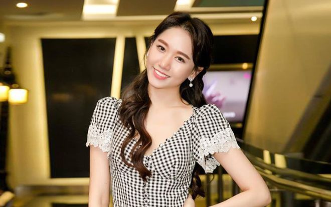 Hari Won khiến nhiều người thích thú khi chia sẻ thông tin chuẩn bị làm mẹ bỉm sữa